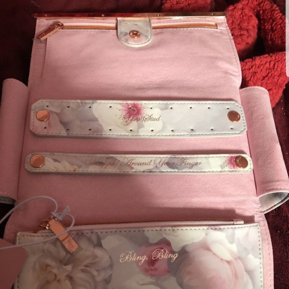 Travle case - Picture 3 of 4